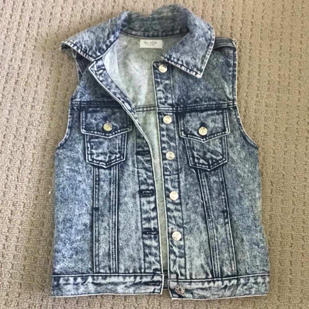 Jean Vest - Brandy Melville